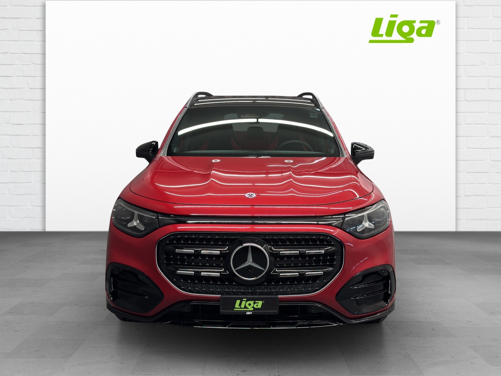 MERCEDES-BENZ GLB 220 4Matic-showroom-element-1