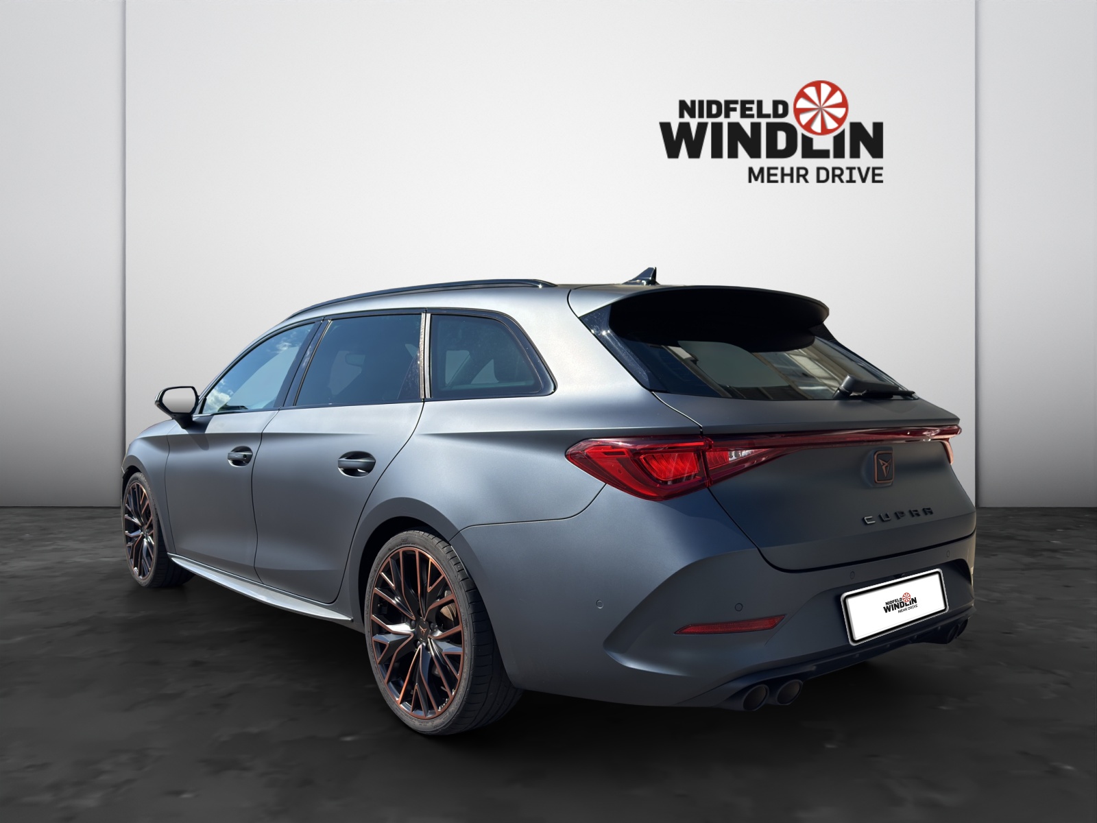 CUPRA Leon ST 2.0 TSI 310 VZ 4Drive DSG-showroom-element-2