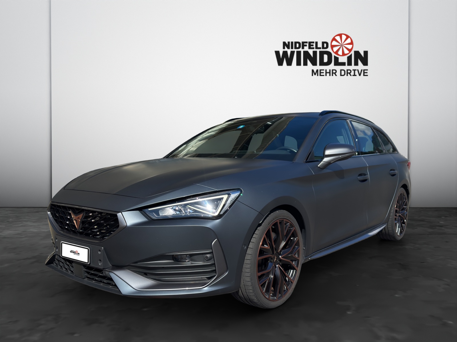 CUPRA Leon ST 2.0 TSI 310 VZ 4Drive DSG-showroom-element-1
