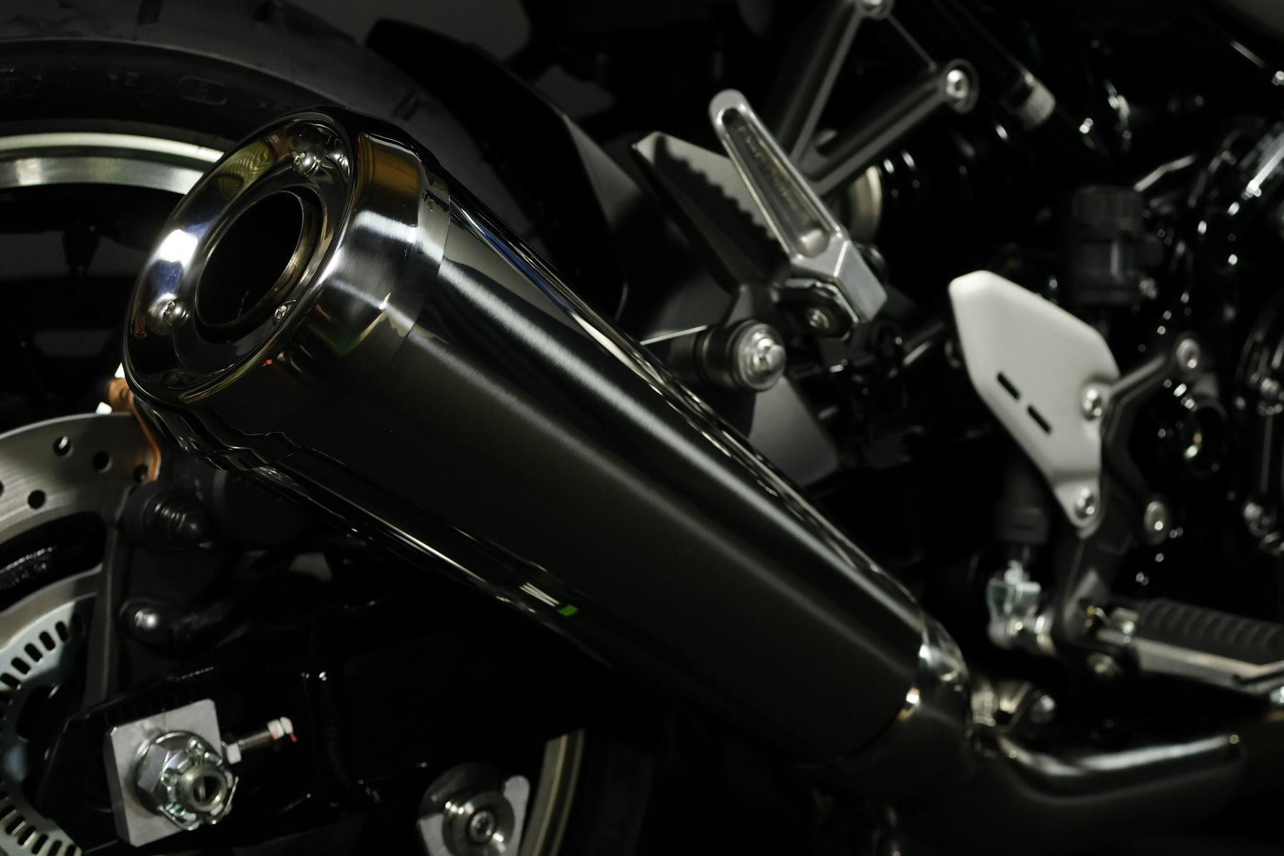 KAWASAKI Z 900 RS SE-image-9