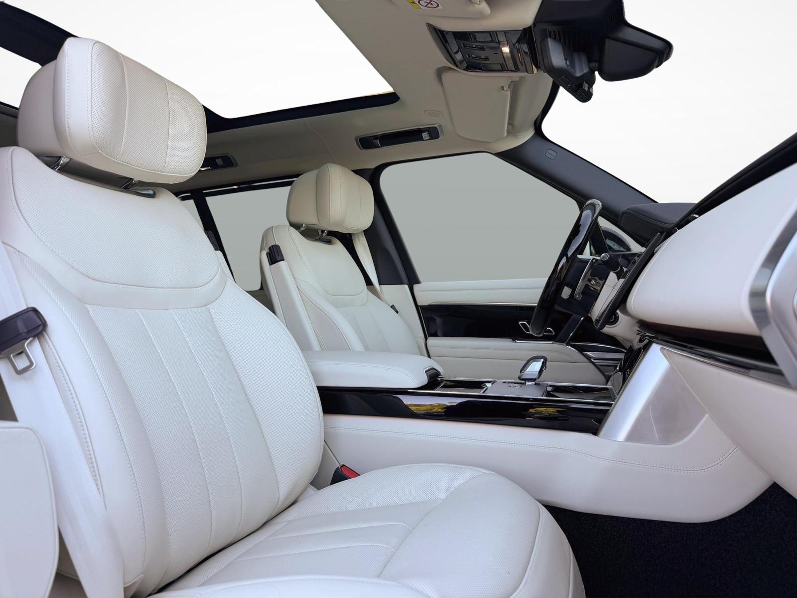 LAND ROVER Range Rover 3.0 I6 P550e Autobiography-showroom-element-3
