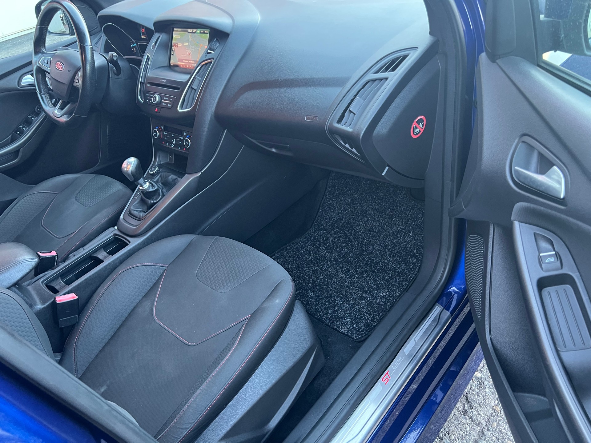 FORD Focus 1.5 SCTi ST Line 182 PS AB MFK-image-11