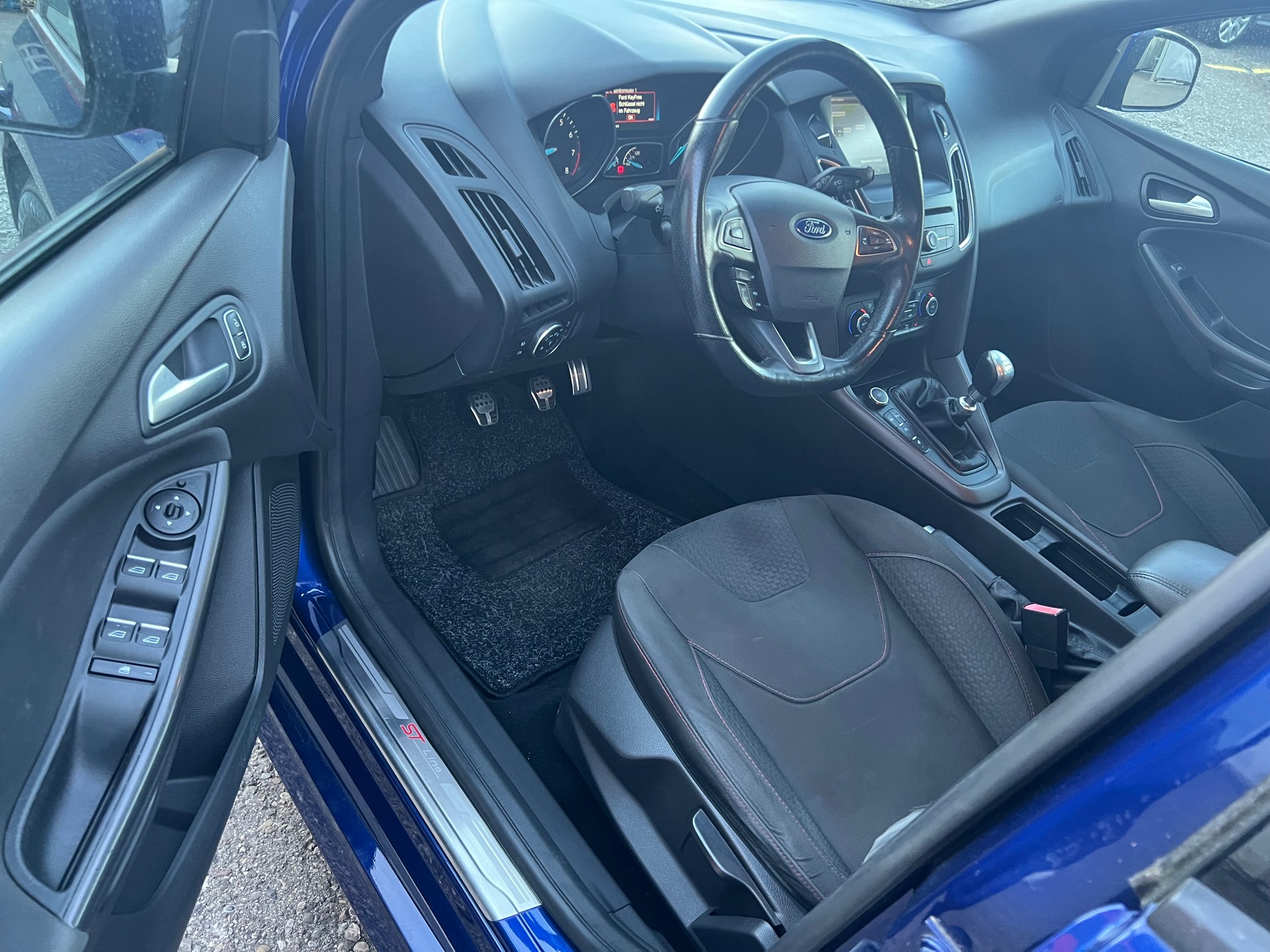FORD Focus 1.5 SCTi ST Line 182 PS AB MFK-image-15
