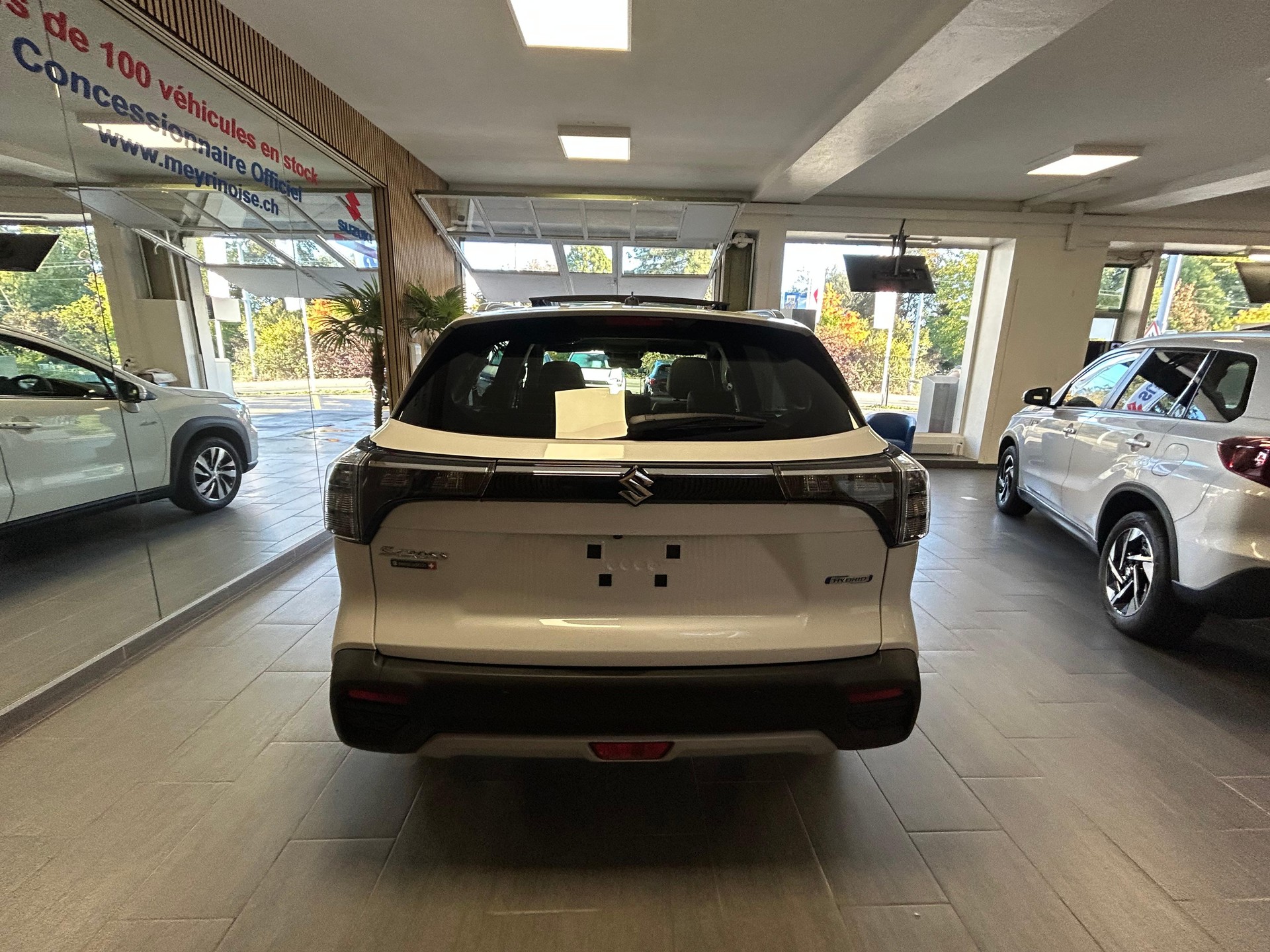 SUZUKI S-Cross 1.4 T Piz Sulai Top Hybrid 4x4-image-6