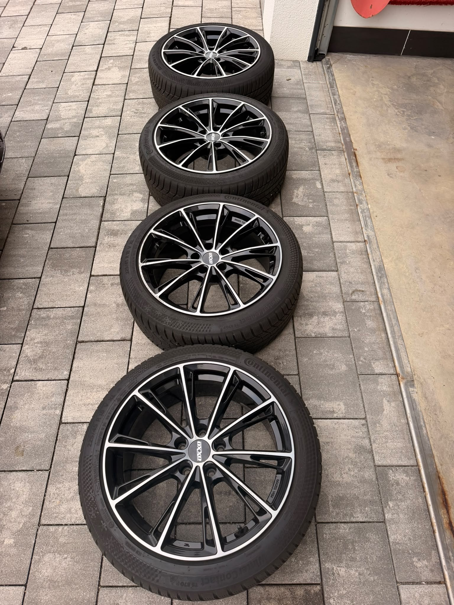 AUDI 2.0 40 TDI S Line Attraction quattro S-Tronic-image-12