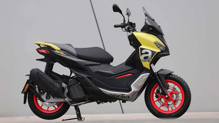 APRILIA SR 125 GT Sport-image-1
