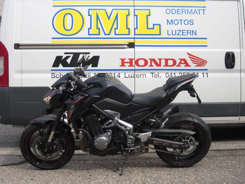 KAWASAKI Z 900-image-1