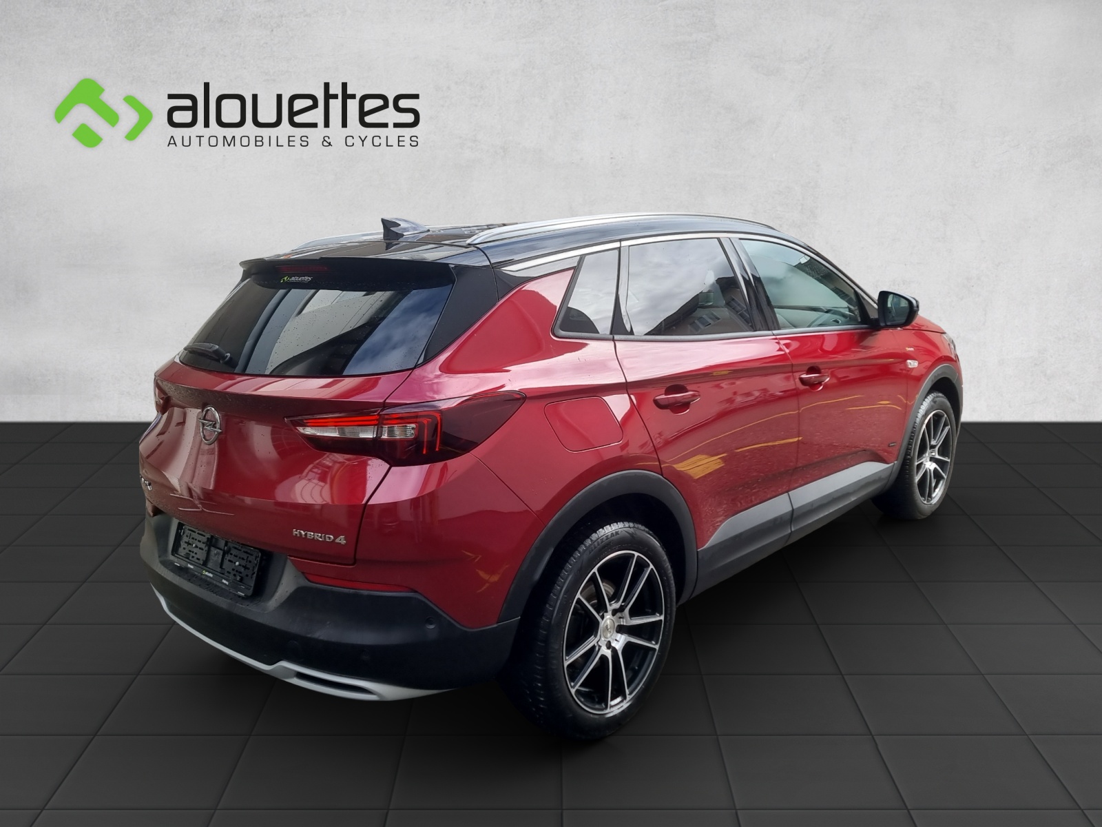 OPEL Grandland X 1.6 Hybrid4 Ultimate Automatik-image-4