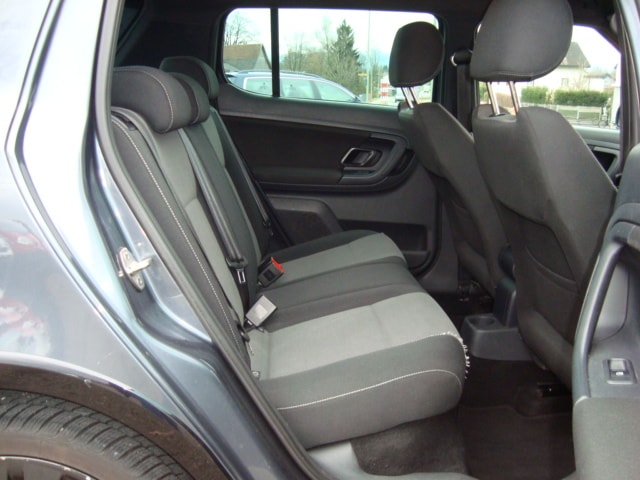 SKODA Fabia 1.2 TSI Monte Carlo-image-9