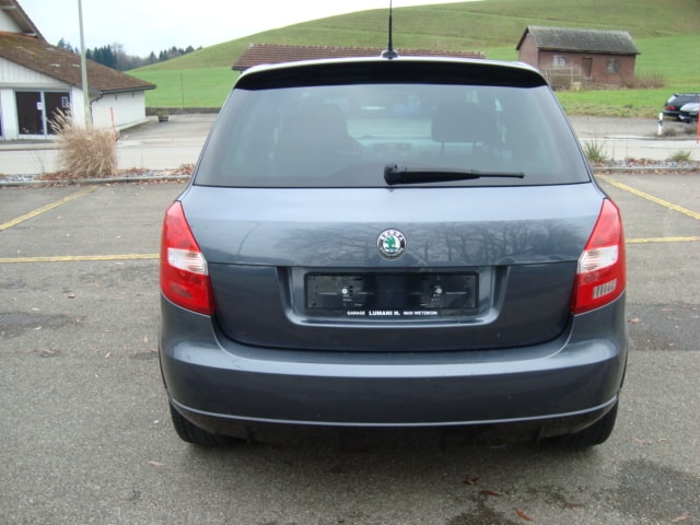 SKODA Fabia 1.2 TSI Monte Carlo-image-3
