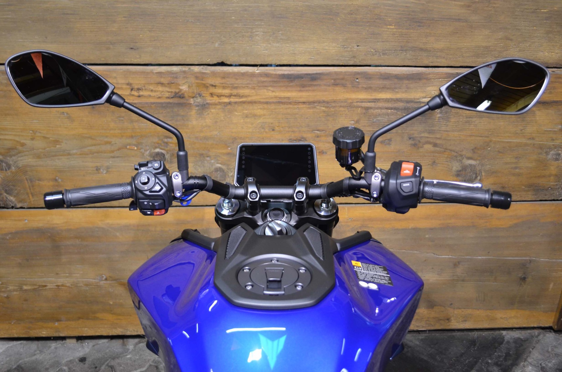 YAMAHA MT-09 ABS Y-AMT-image-2