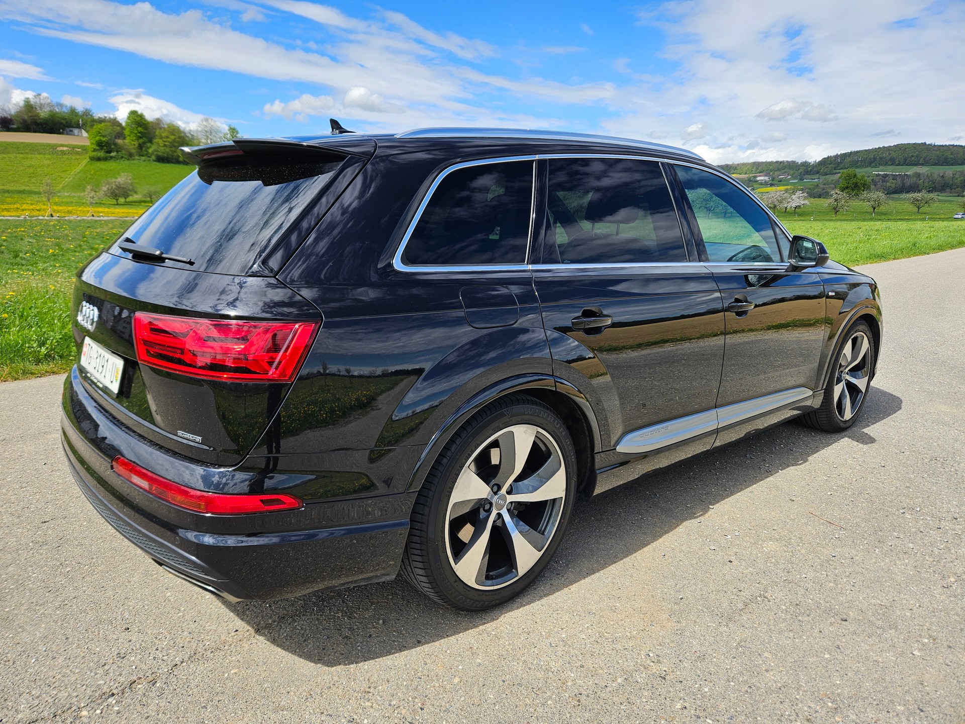 AUDI Q7 3.0 TDI quattro tiptronic-image-12