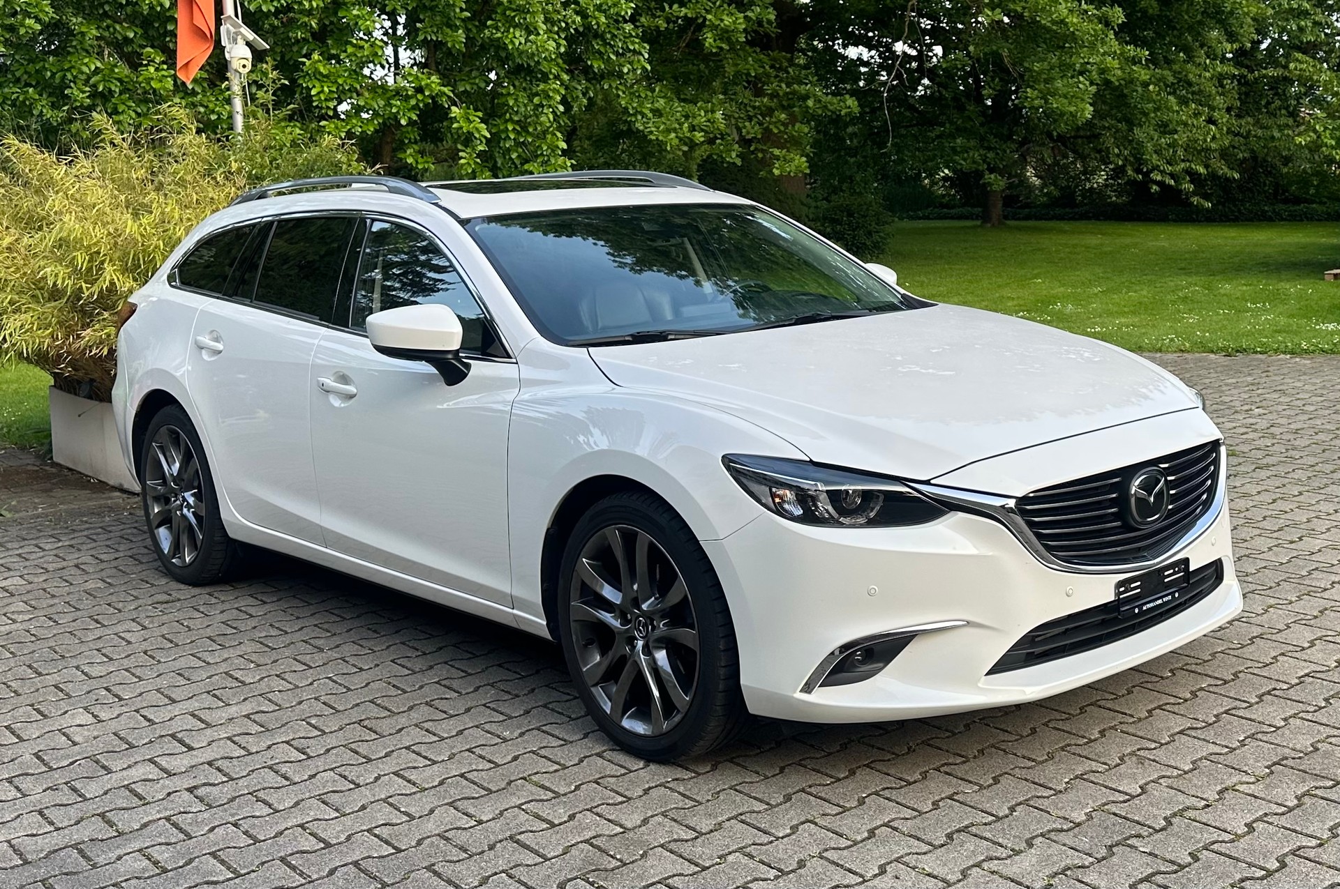 MAZDA 6 Sportwagon SKYACTIV-D 175 Revolution Automat AWD