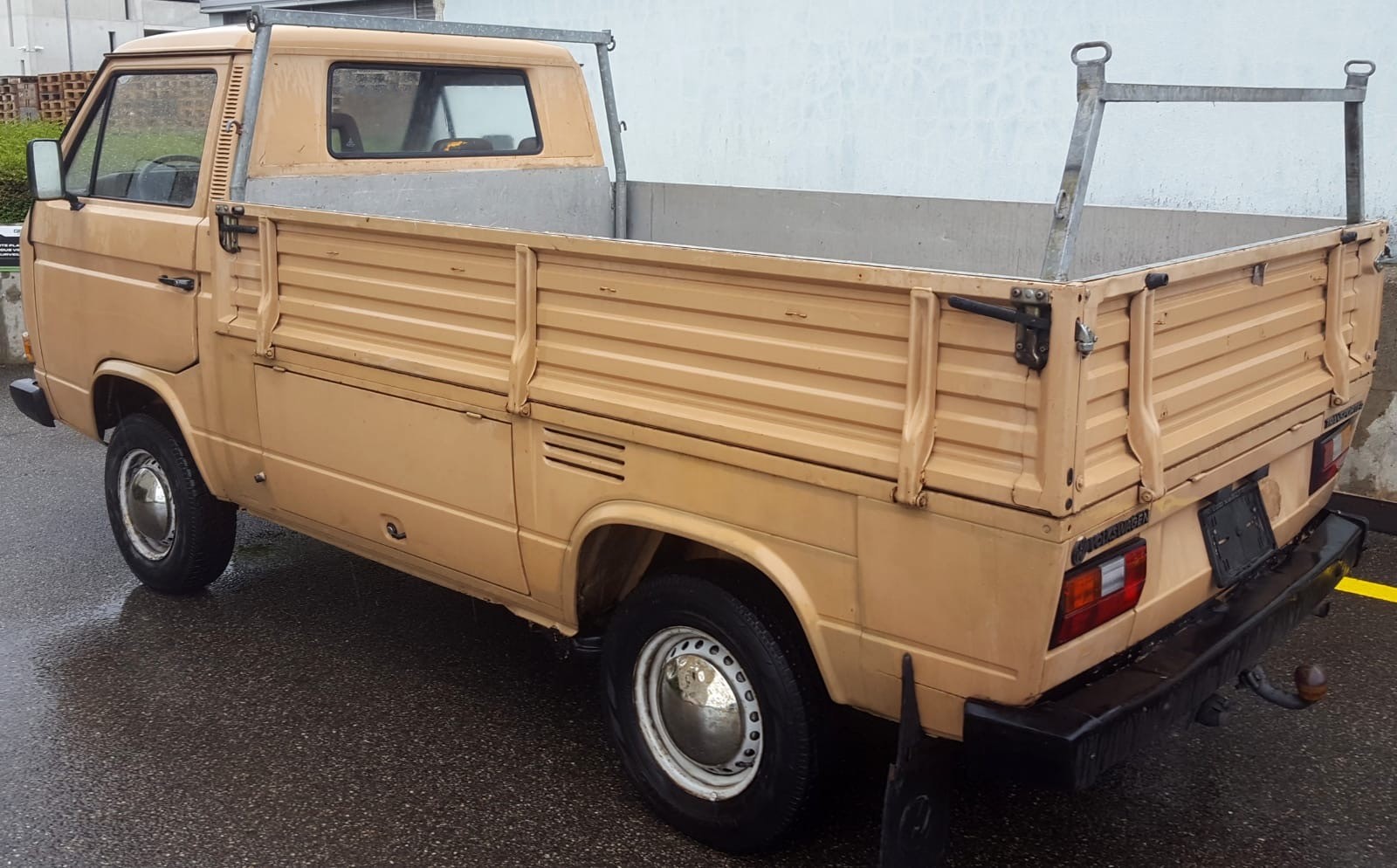 VW T2-showroom-element-3