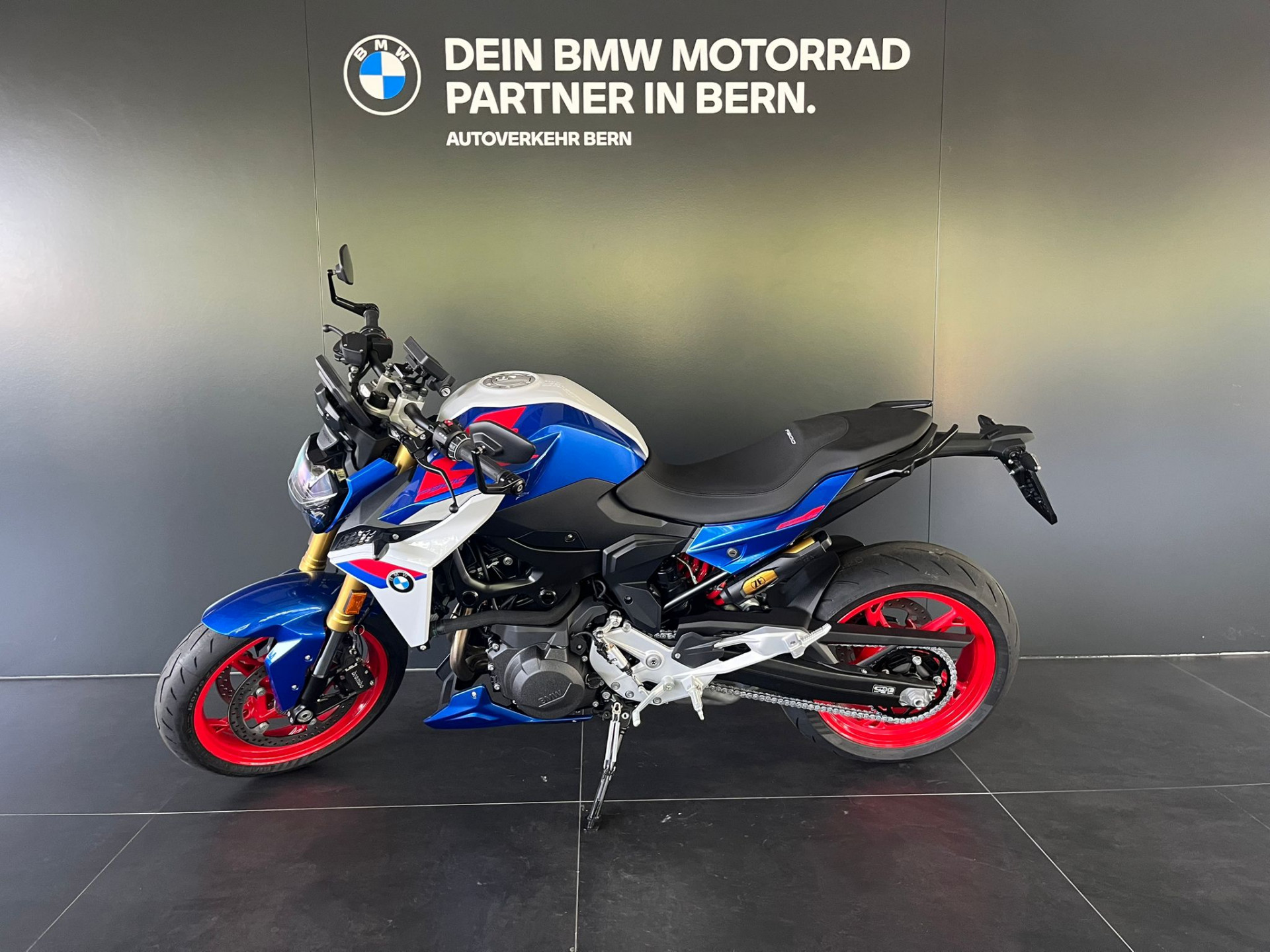 BMW F 900 R-image-3
