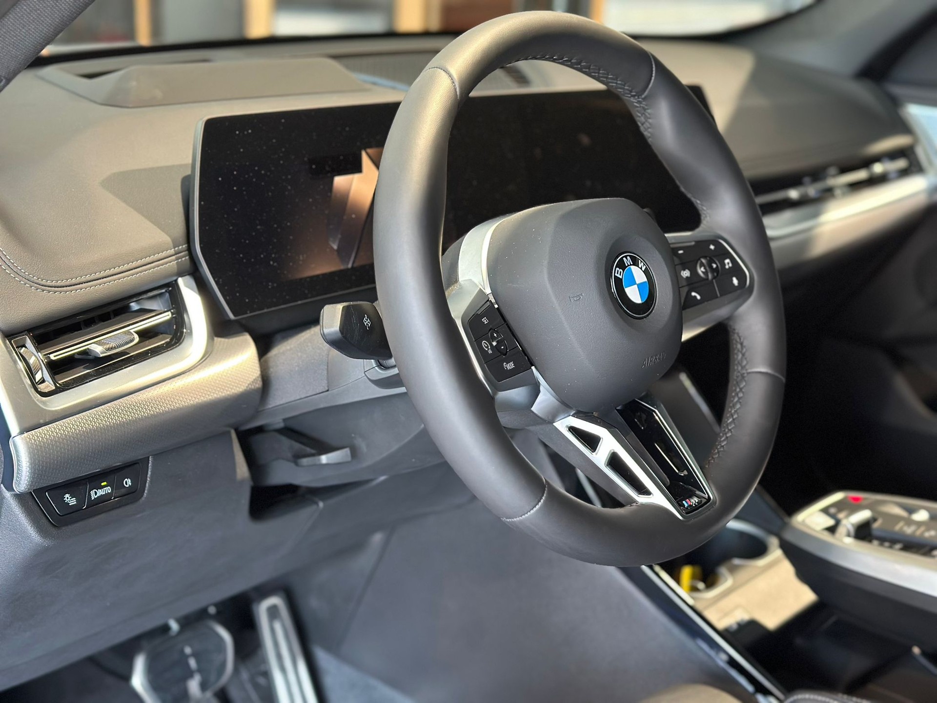 BMW X1 sDrive 18i M Sport-image-12