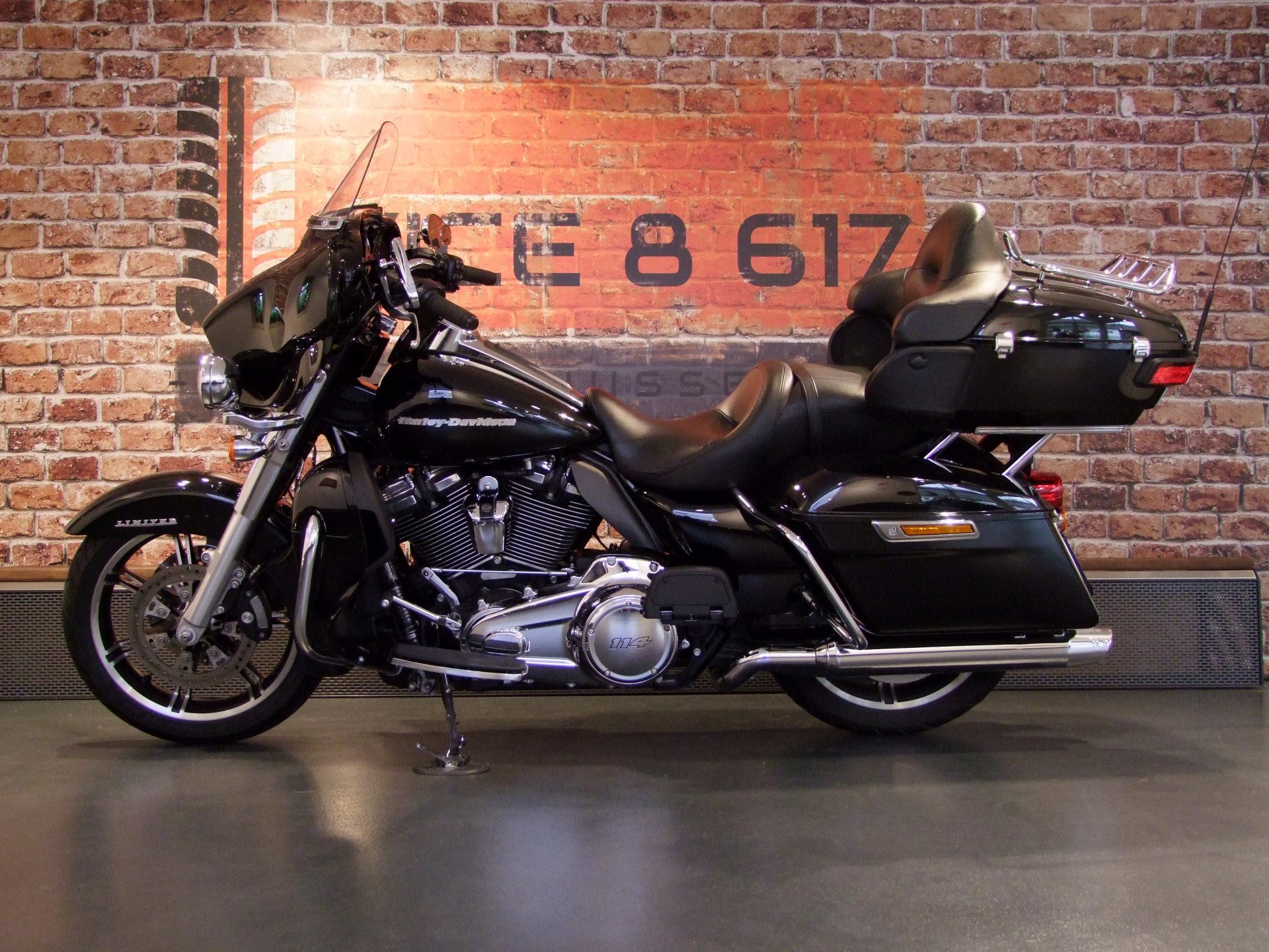 HARLEY-DAVIDSON FLHTK 1868 Electra Glide Ultra Limited 114-image-0