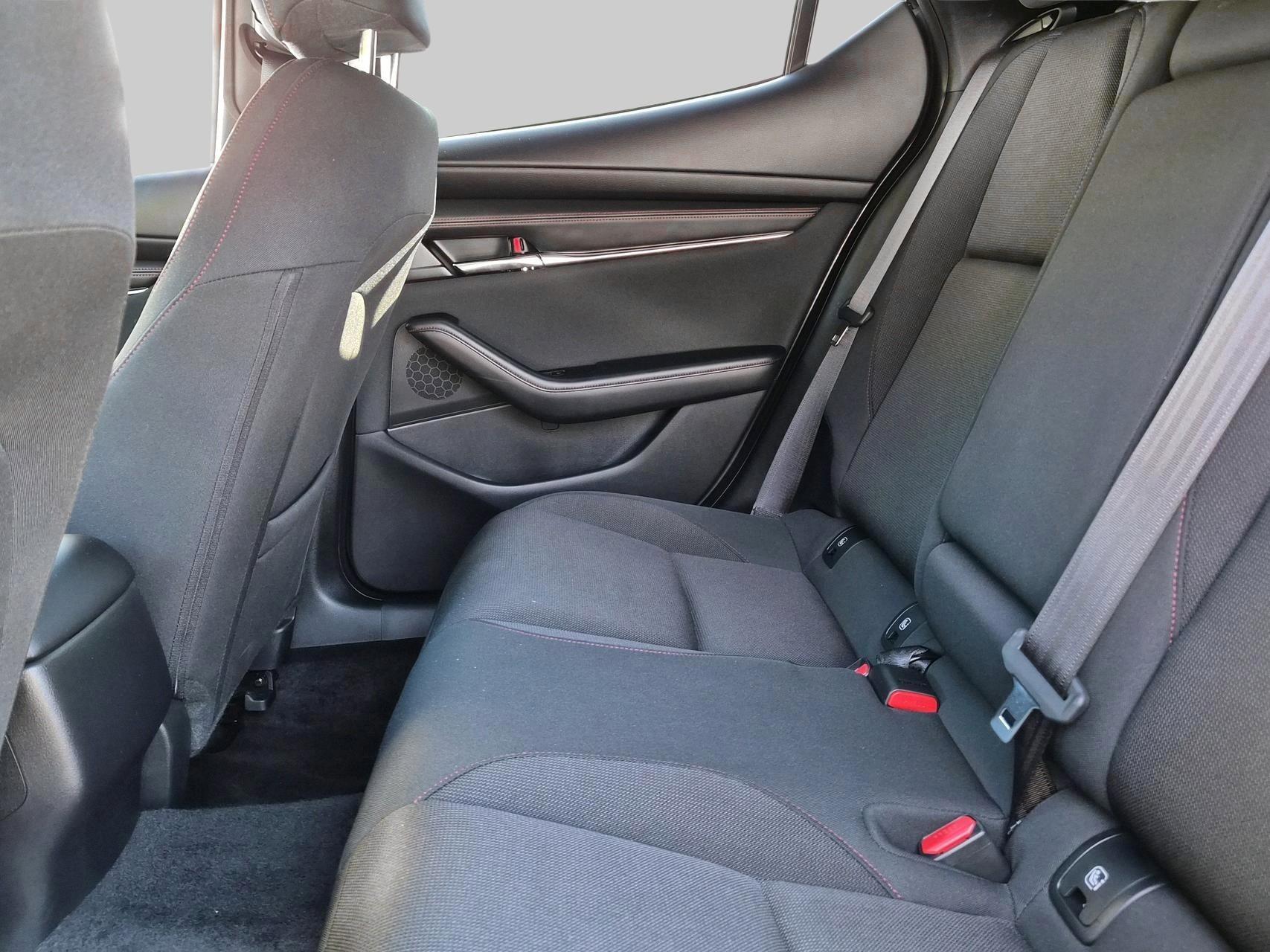 MAZDA 3 Hatchback SKYACTIV-X MHybrid 186 Homura AWD Automat-image-8