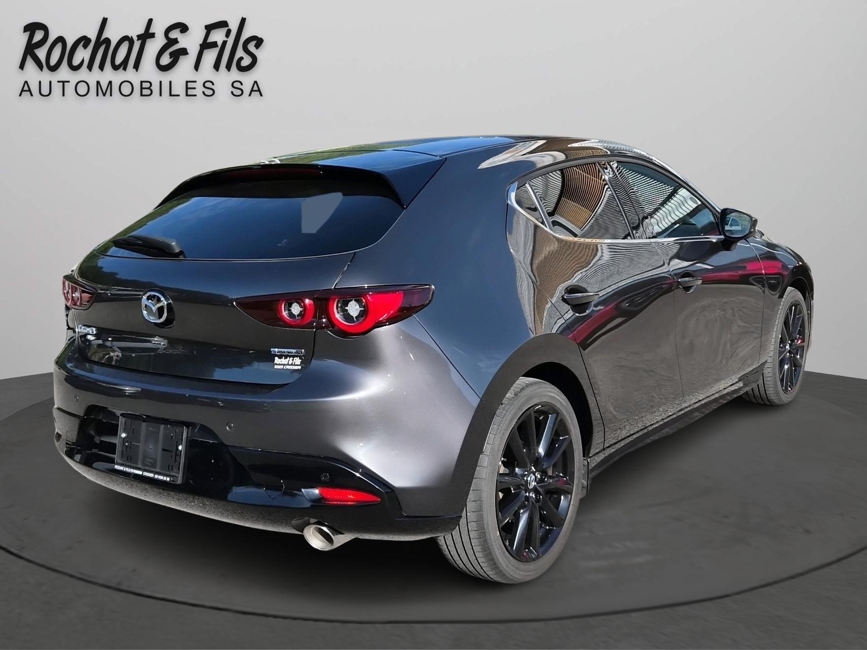 MAZDA 3 Hatchback SKYACTIV-X MHybrid 186 Homura AWD Automat-image-4