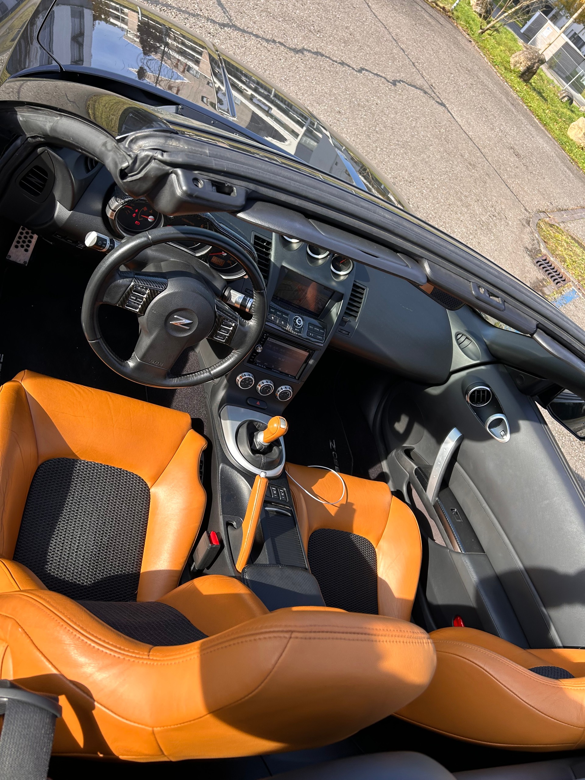 NISSAN 350 Z Roadster-image-5