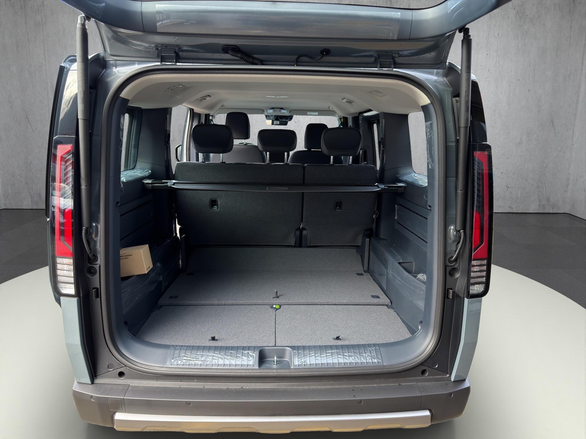 KIA PV5 Passenger 71.2 kWh Elite-image-11