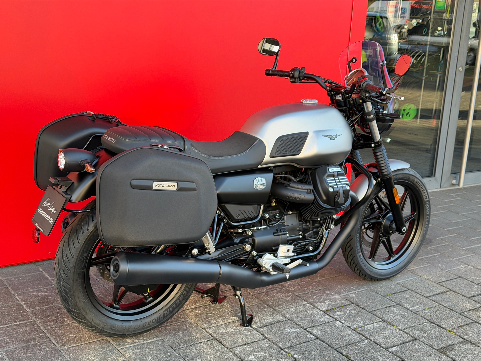 MOTO GUZZI V7 IV 850 Stone Touring-image-12