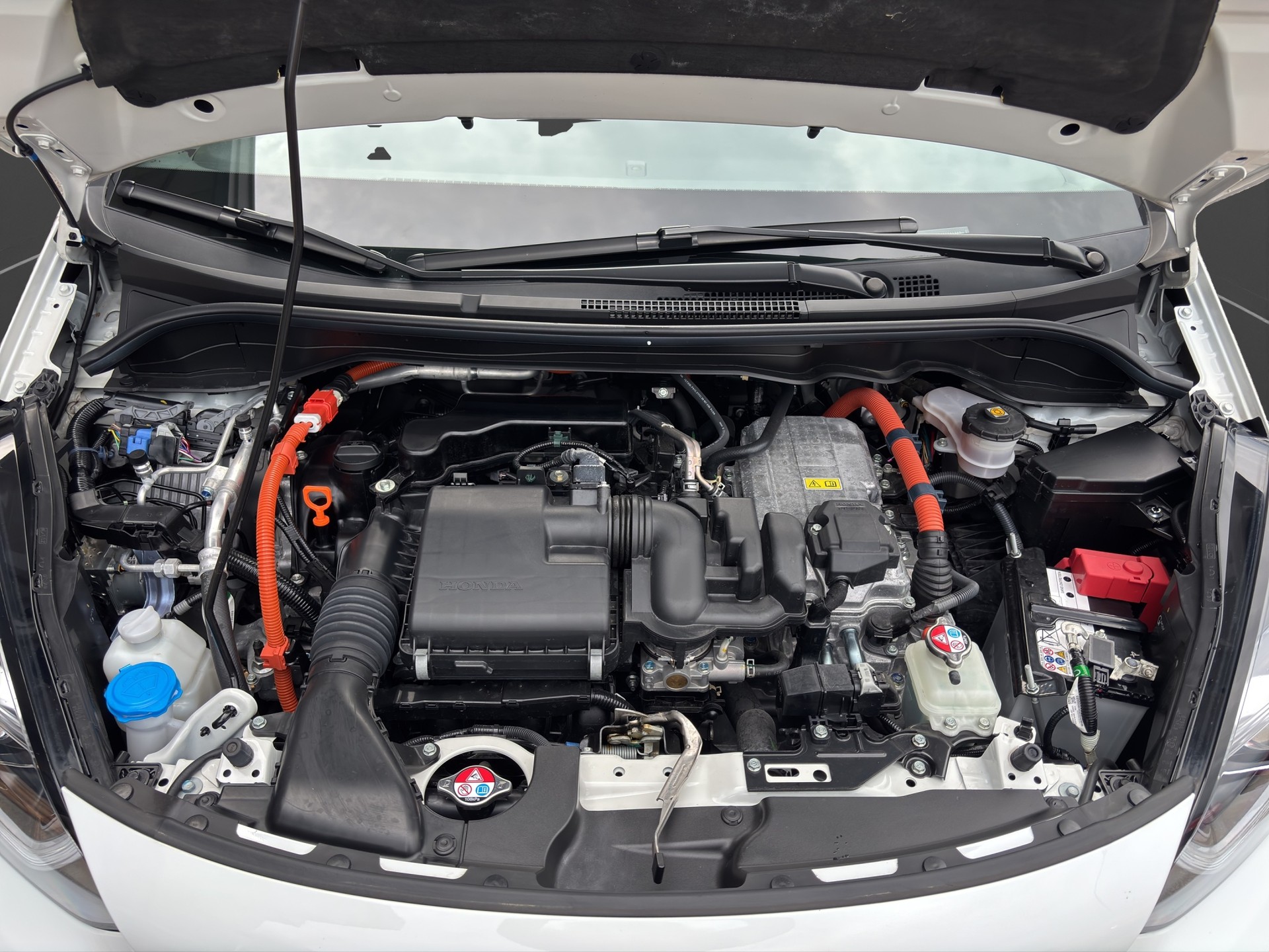 HONDA Jazz 1.5i-MMD Elegance E-CVT-image-9
