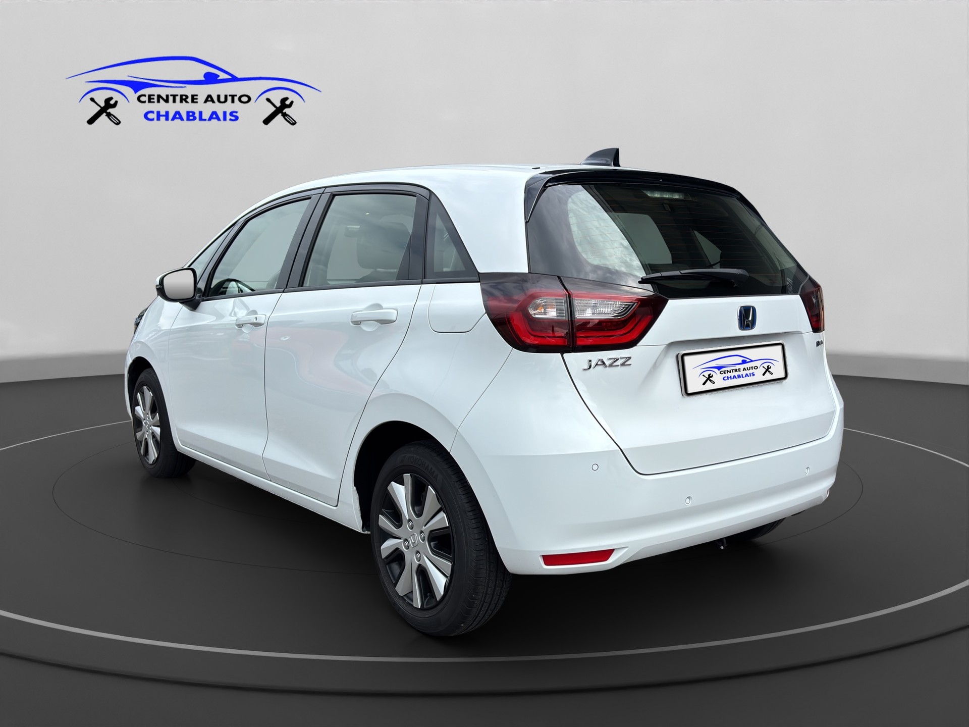 HONDA Jazz 1.5i-MMD Elegance E-CVT-image-15