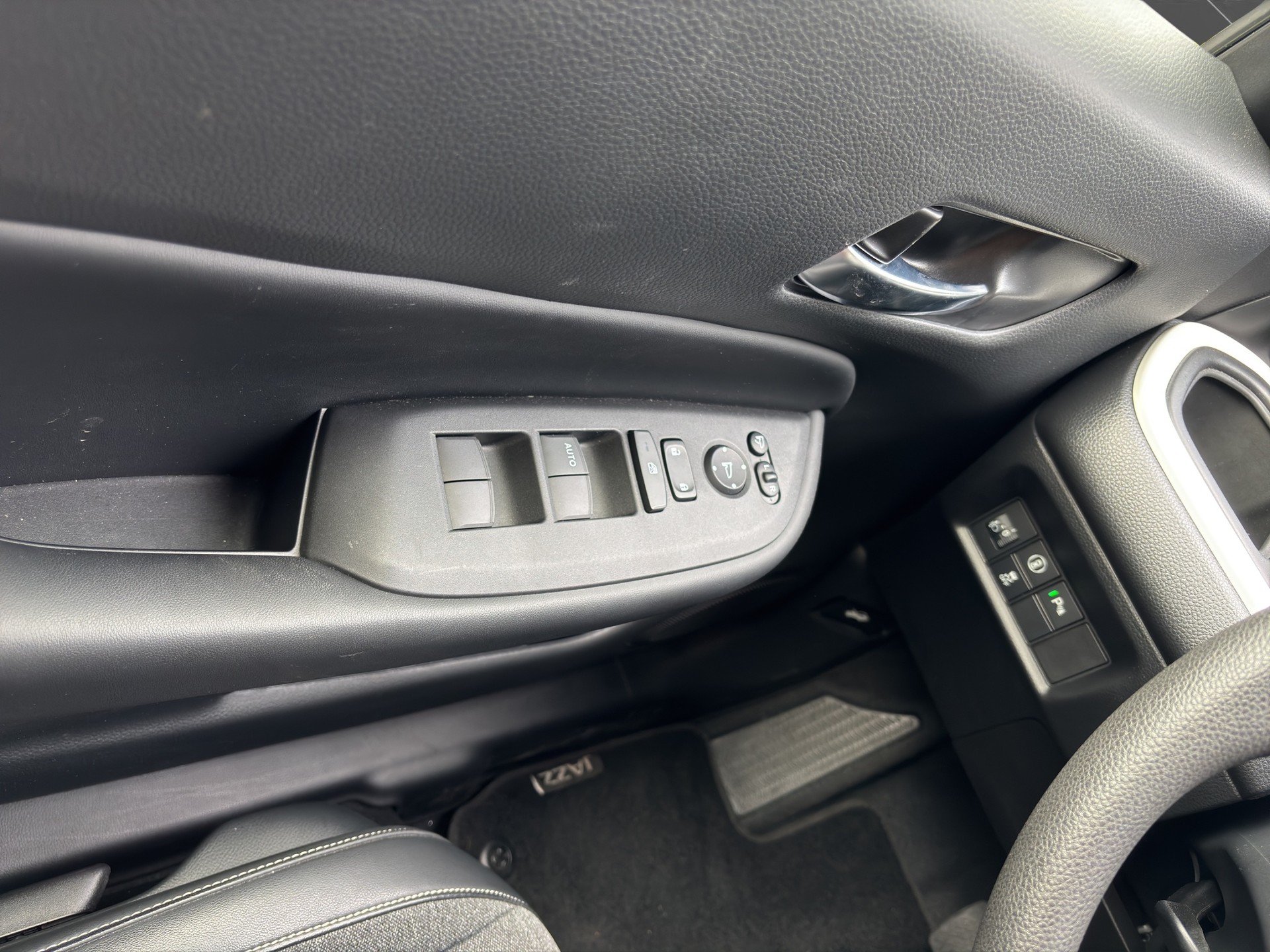 HONDA Jazz 1.5i-MMD Elegance E-CVT-image-8