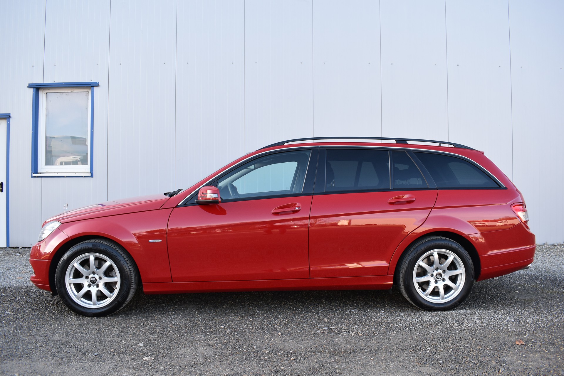 MERCEDES-BENZ C 220 CDI BlueEfficiency Automatic-image-4