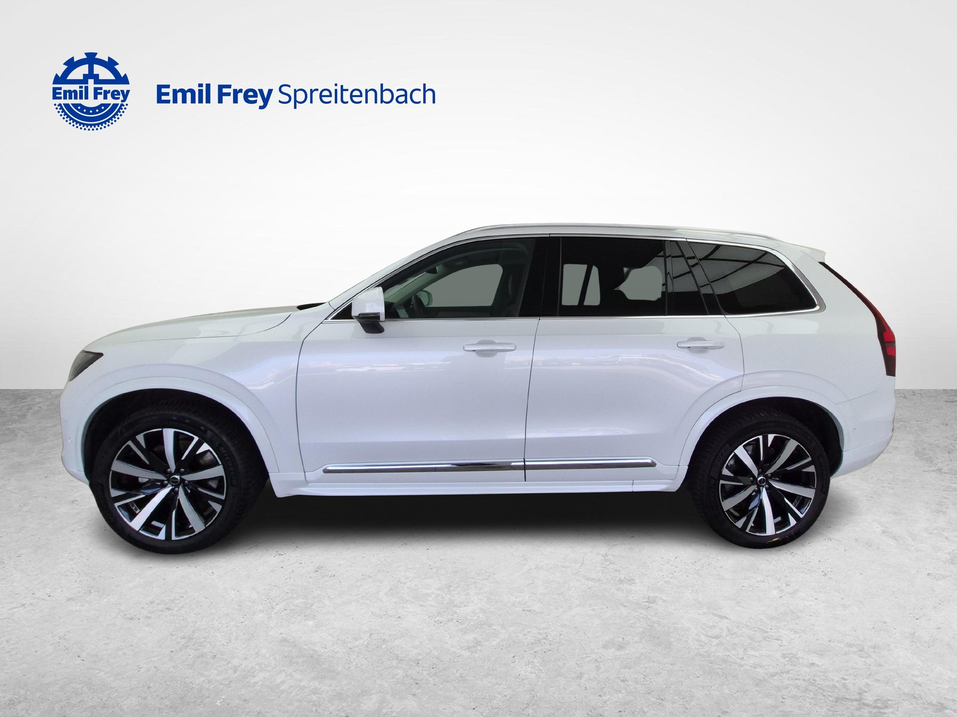VOLVO XC90 2.0 B5 MH Plus Bright AWD / Jetzt mit attraktivem 1.9% Leasing!-showroom-element-1