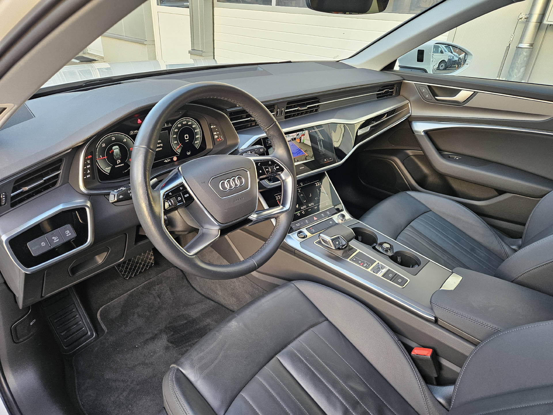 AUDI A6 Avant 2.0 40 TDI S-Tronic-image-26