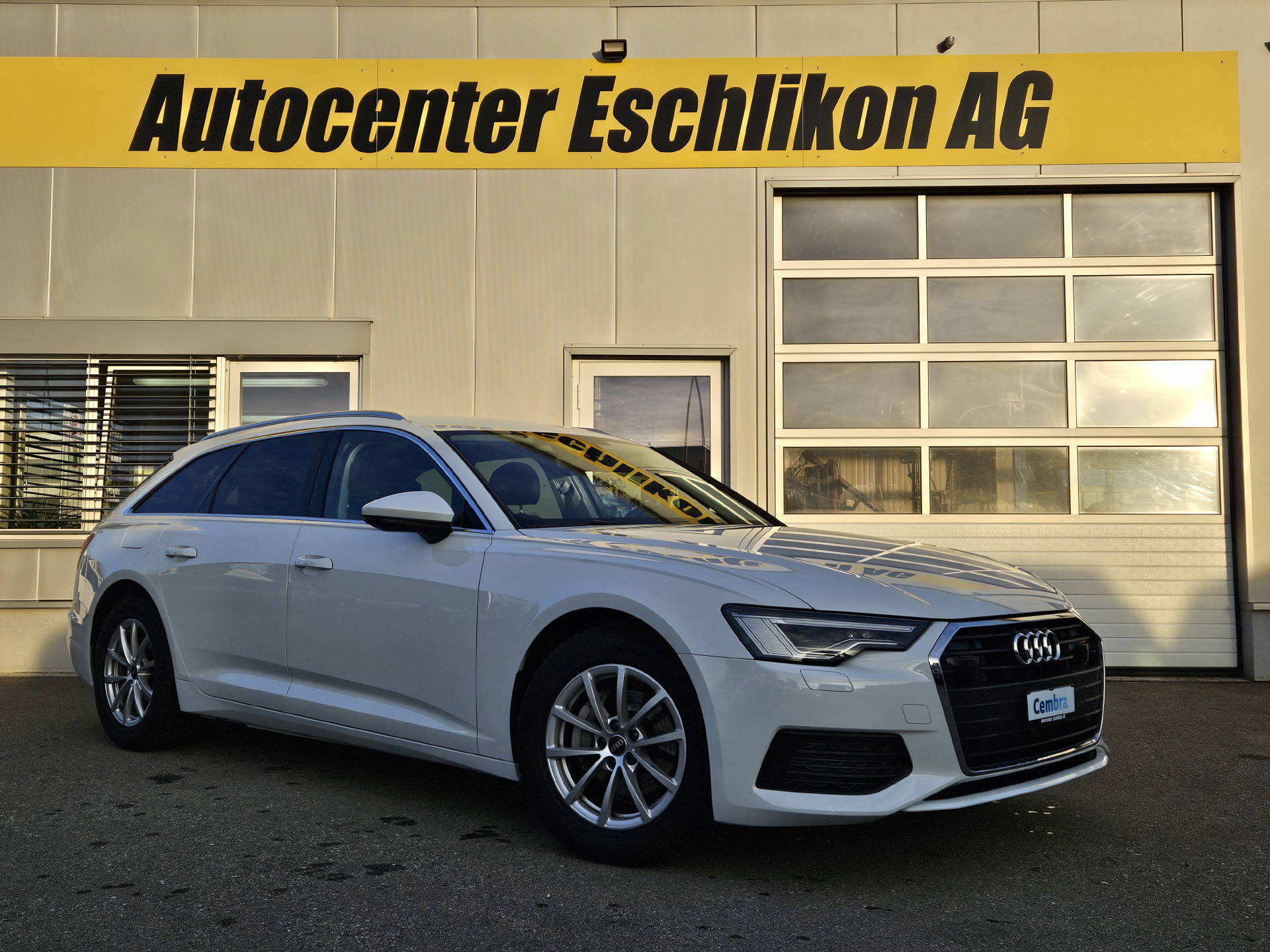 AUDI A6 Avant 2.0 40 TDI S-Tronic-showroom-element-3