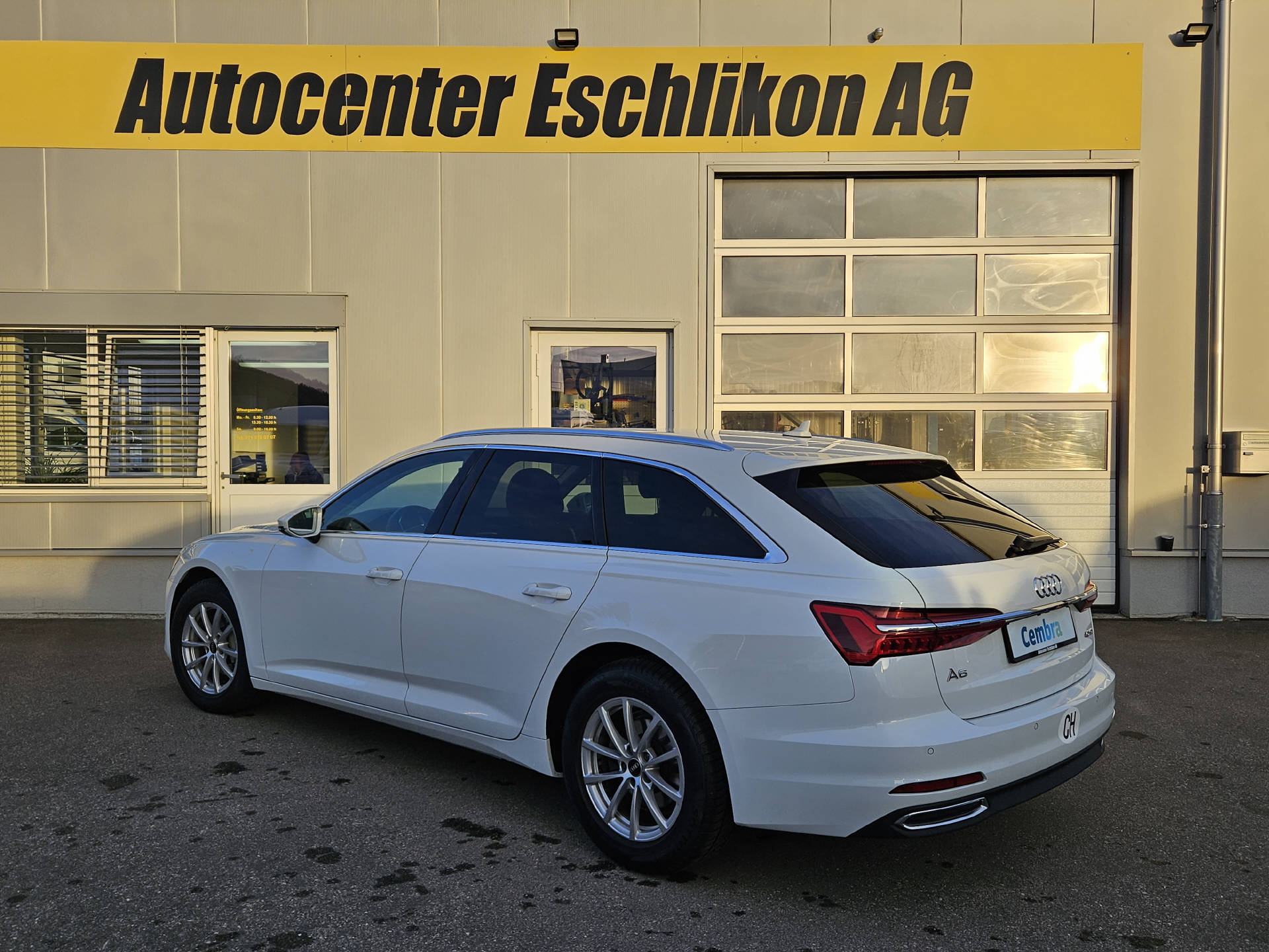 AUDI A6 Avant 2.0 40 TDI S-Tronic-image-8