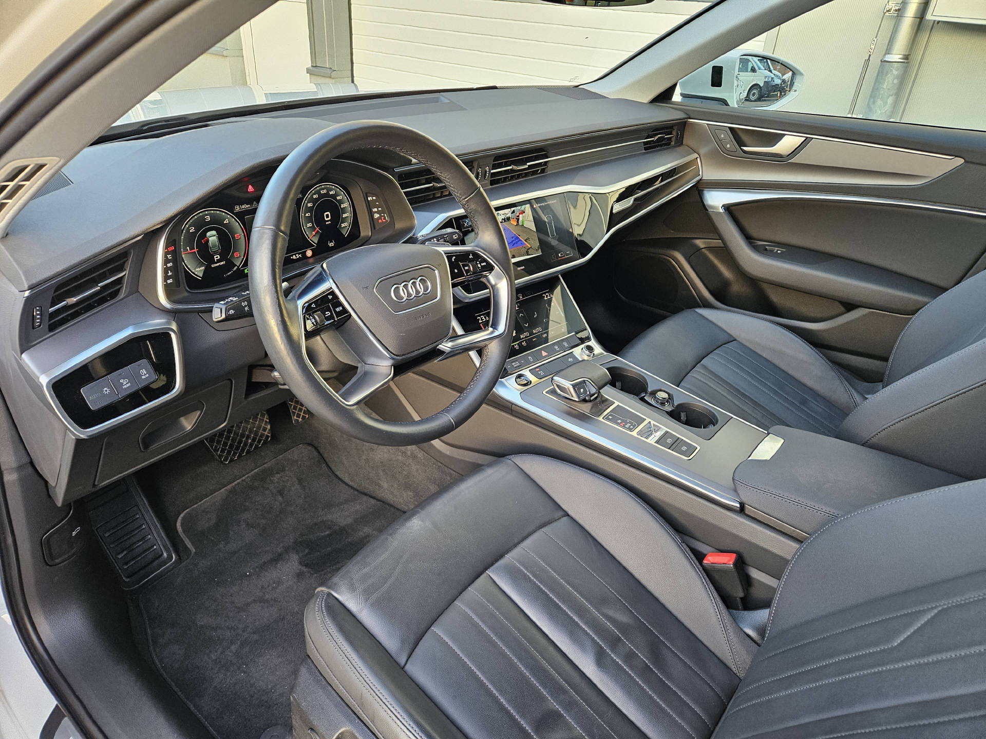 AUDI A6 Avant 2.0 40 TDI S-Tronic-image-25