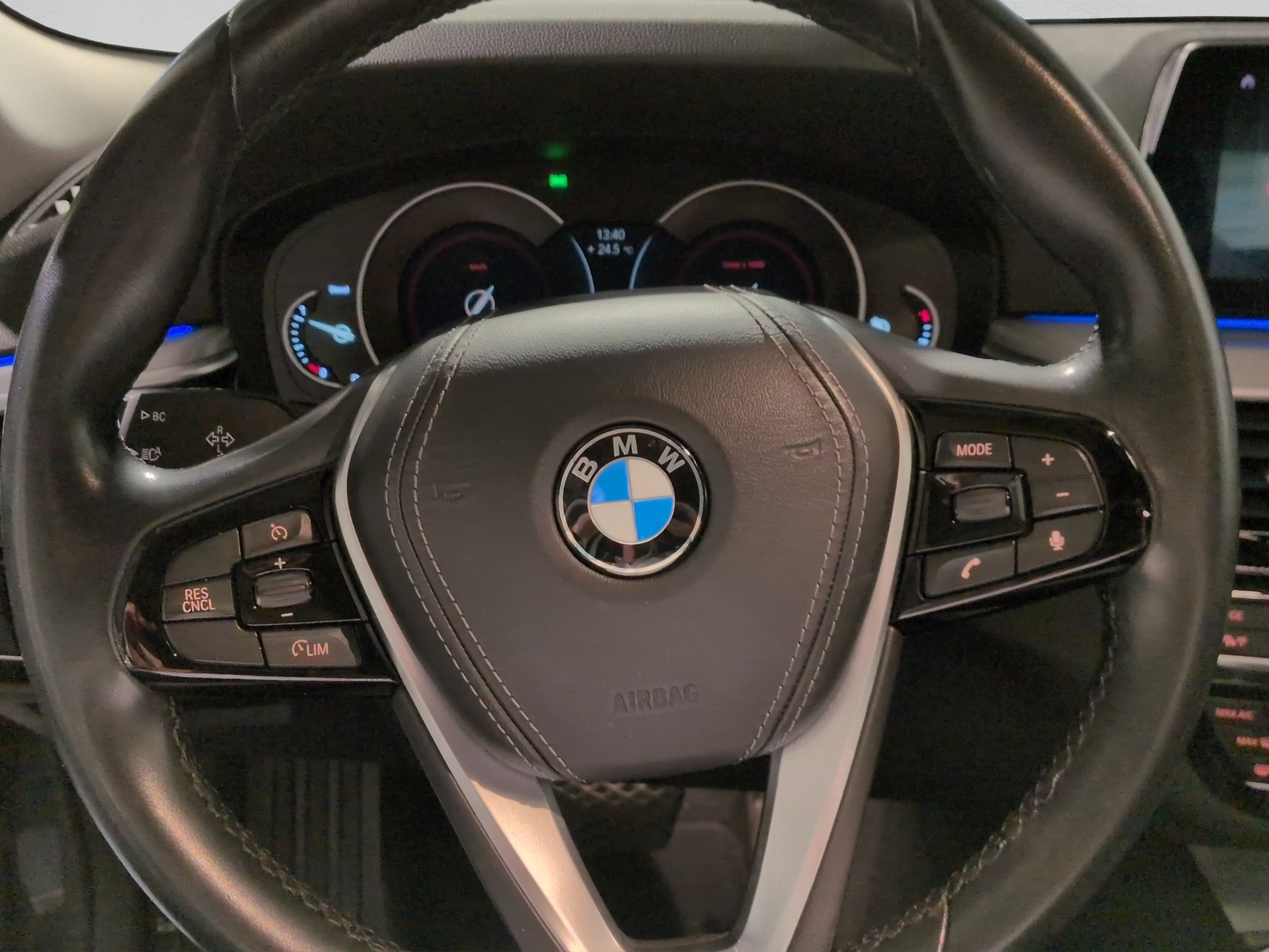BMW 520d xDrive Touring Sport Line Steptronic-image-7
