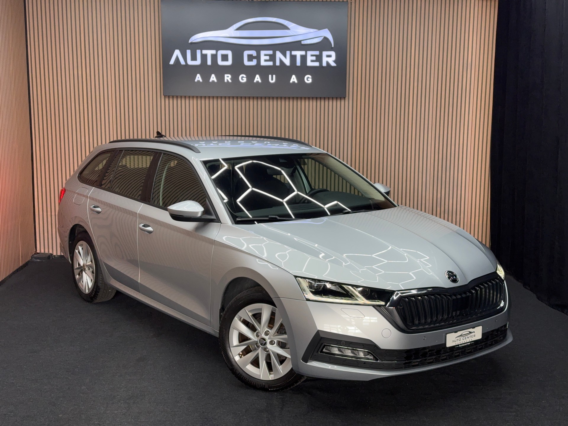 SKODA Octavia Combi 2.0 TDI 150 Style DSG | CH-Fahrzeug | 1 Jahr Garantie | *ab CHF 199.-/ Monat*