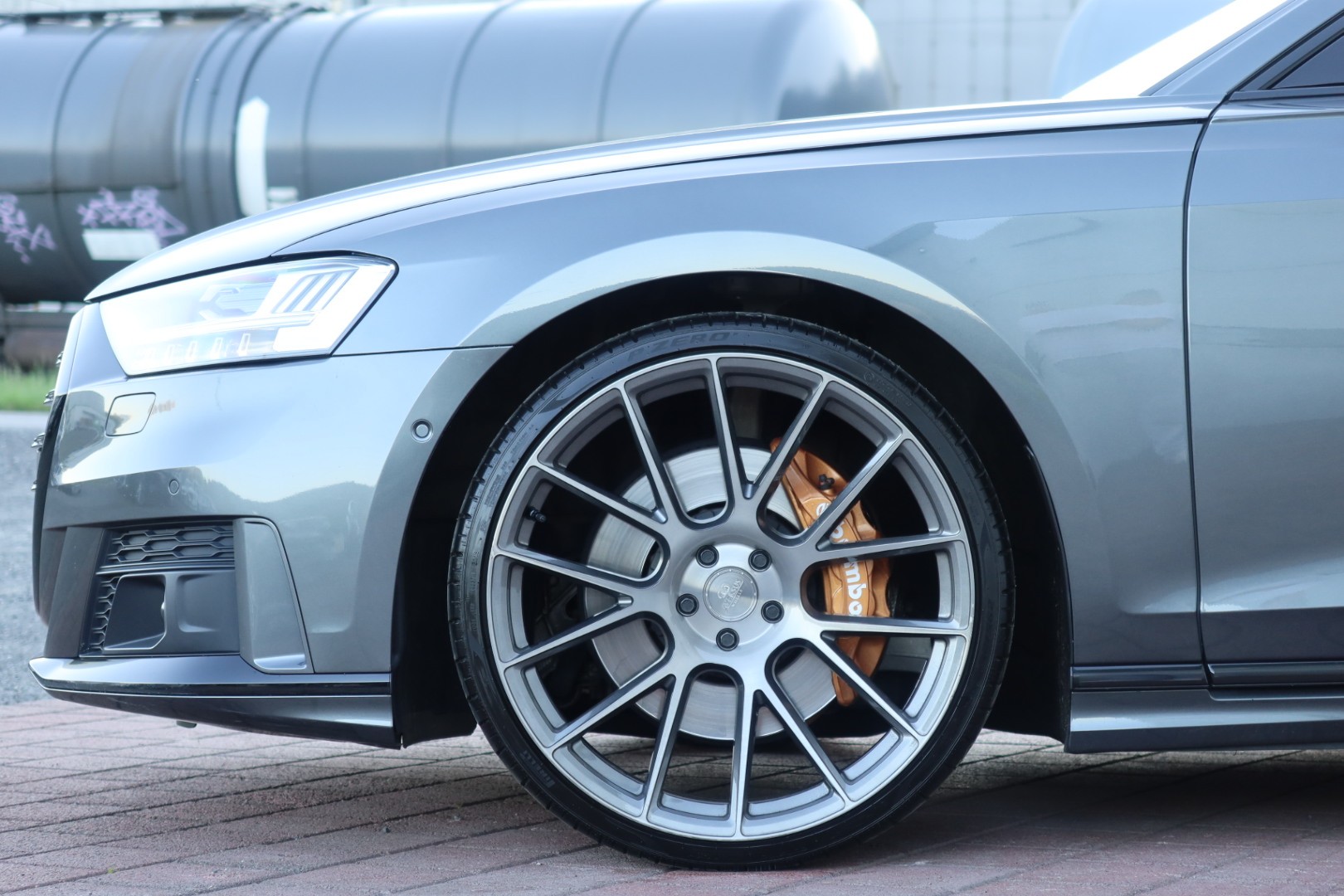 AUDI A8 55 L TFSI quattro tiptronic-image-8