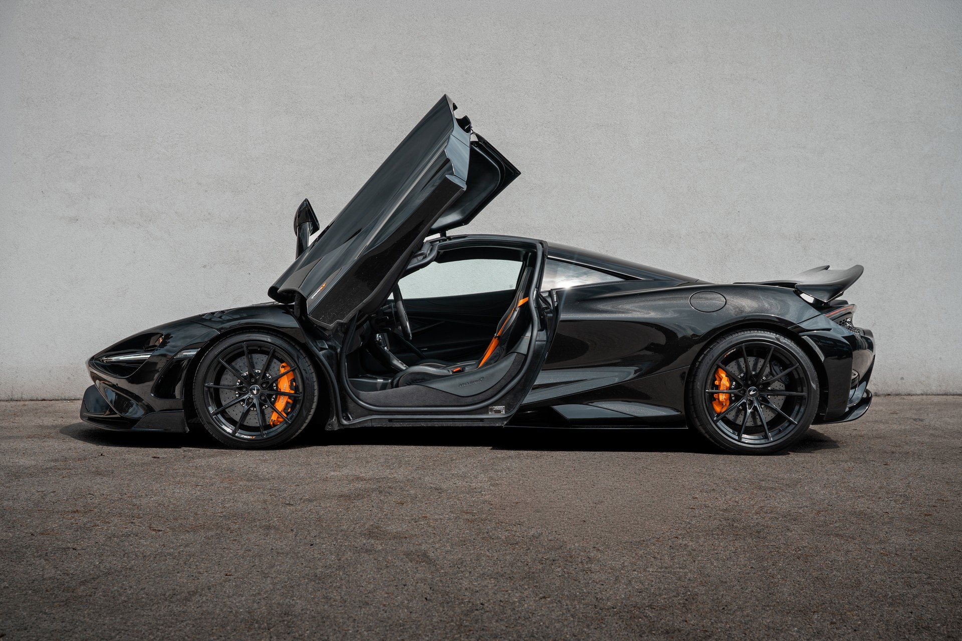 McLAREN 765 LT Coupé-image-3