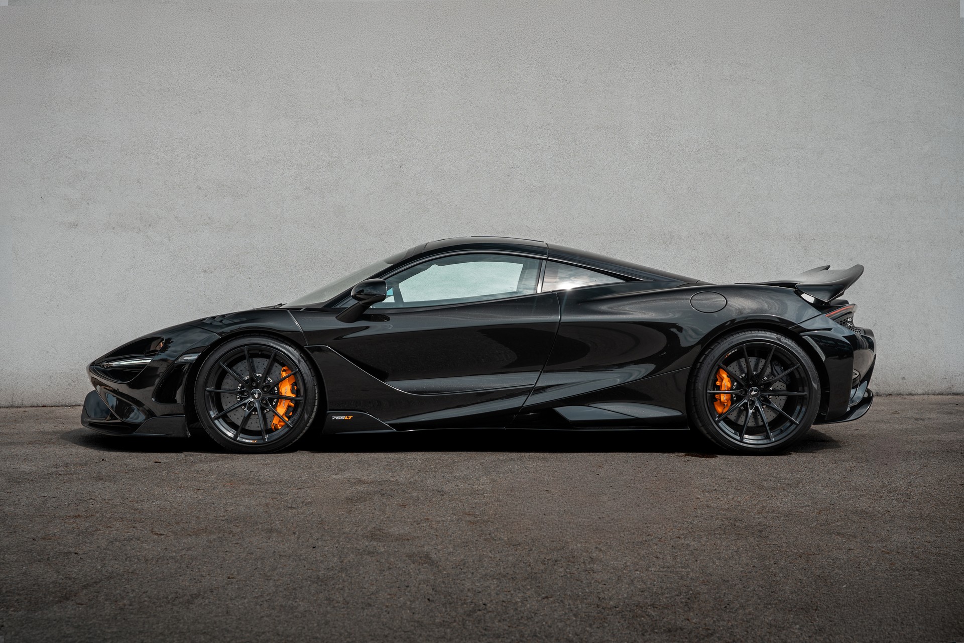 McLAREN 765 LT Coupé-image-2