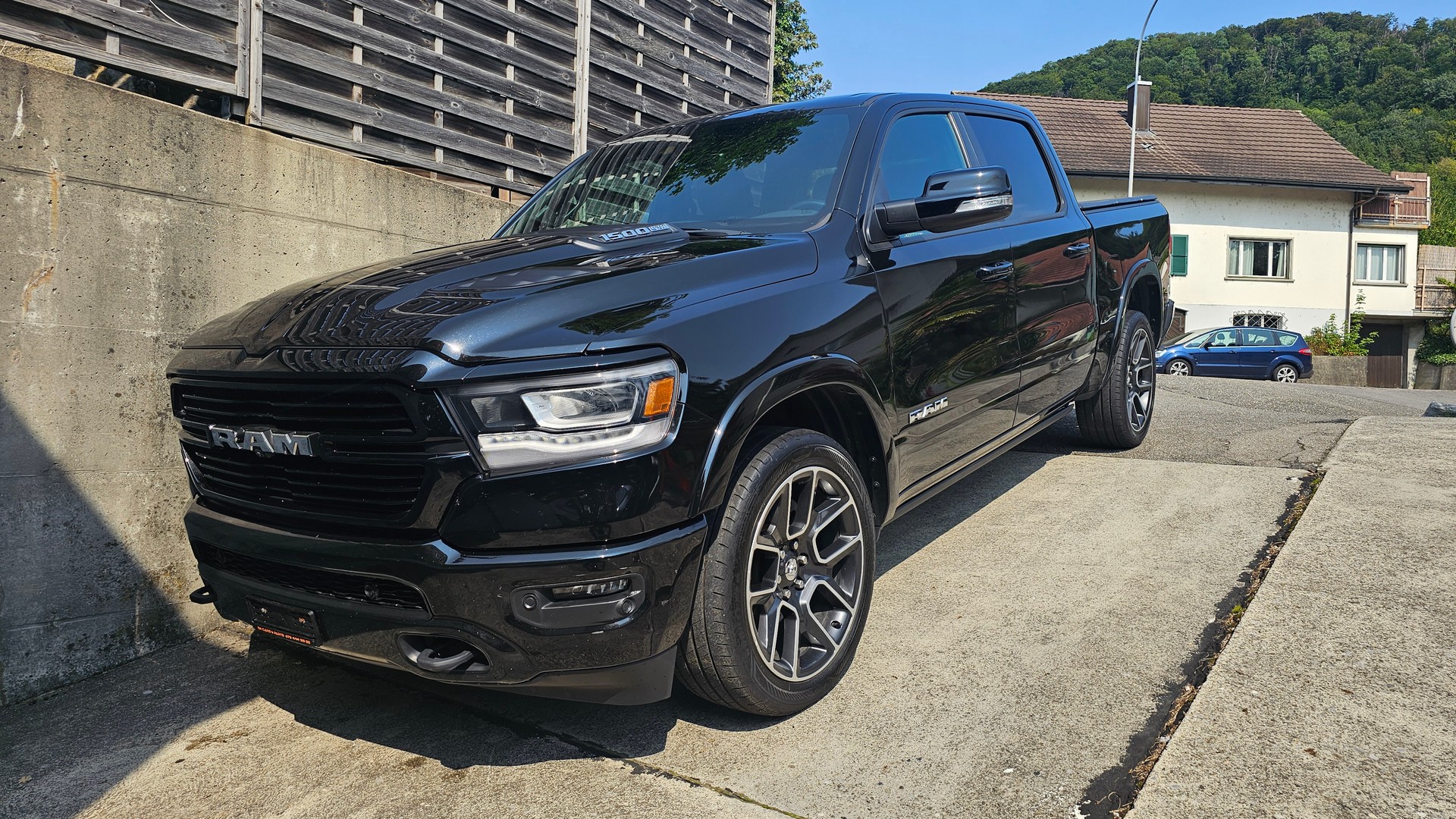DODGE RAM 5.7 V8 Laramie