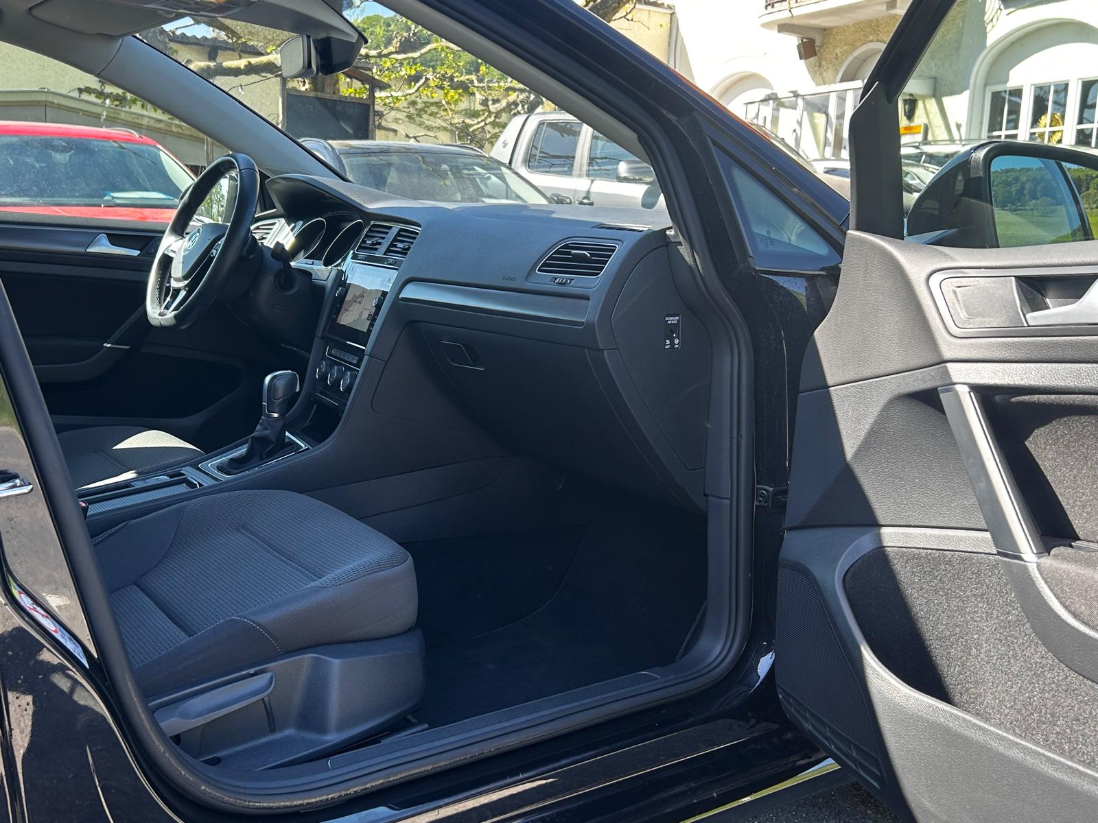 VW Golf 1.5 TSI EVO Comfortline DSG-image-16