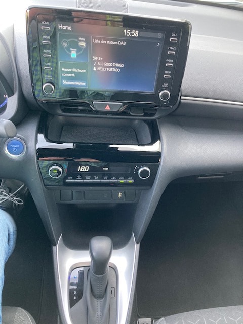 TOYOTA Yaris Cross 1.5 Trend e-CVT-image-10