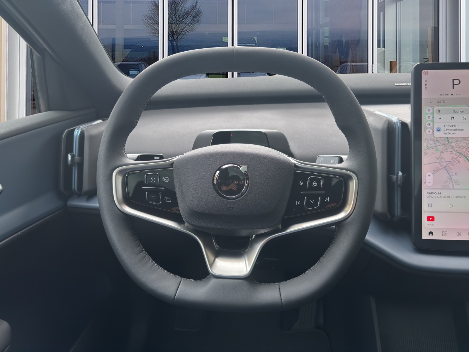 VOLVO EX30 E60 Twin Ultra Performance AWD-image-10