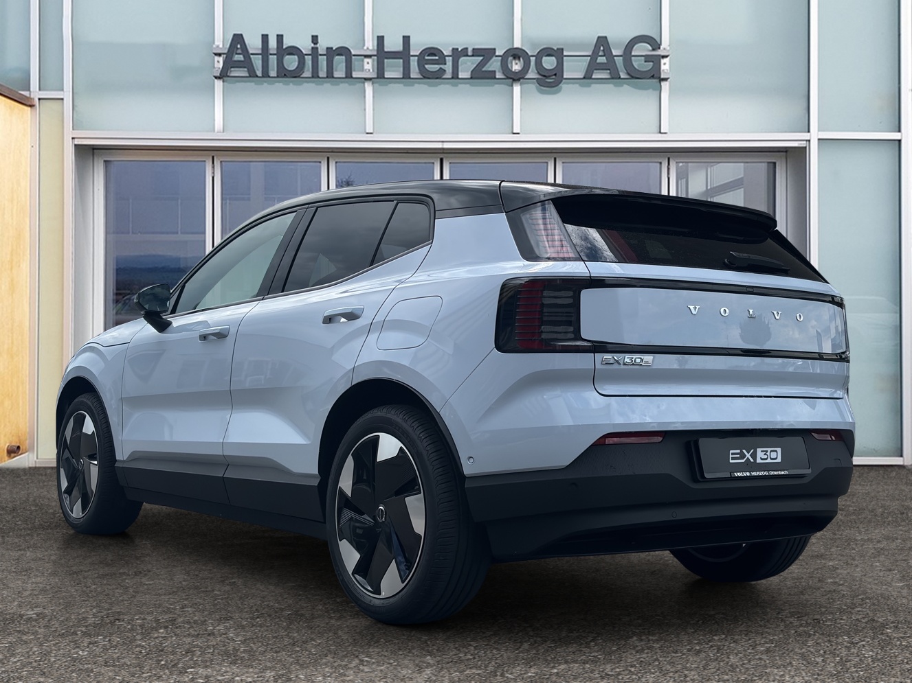 VOLVO EX30 E60 Twin Ultra Performance AWD-showroom-element-2