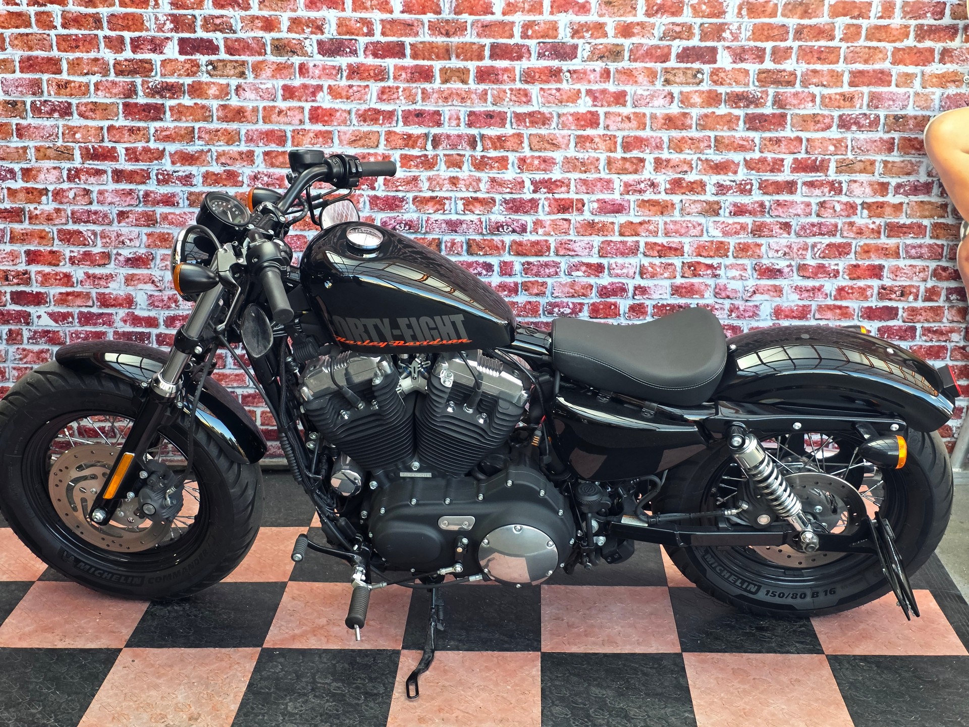 HARLEY-DAVIDSON XL 1200 X Forty Eight-showroom-element-3