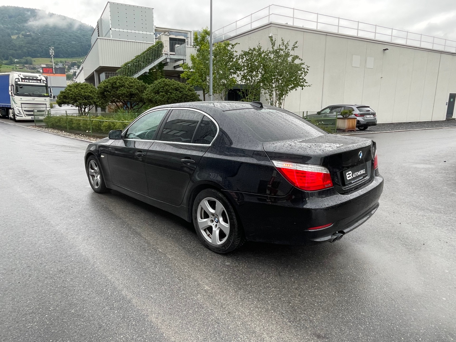 BMW 523i Steptronic-image-5