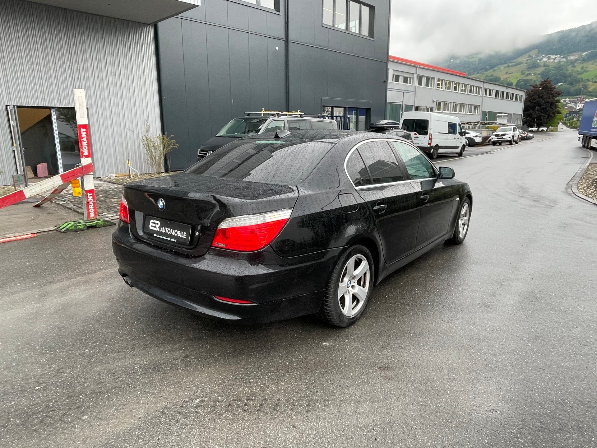 BMW 523i Steptronic-image-4