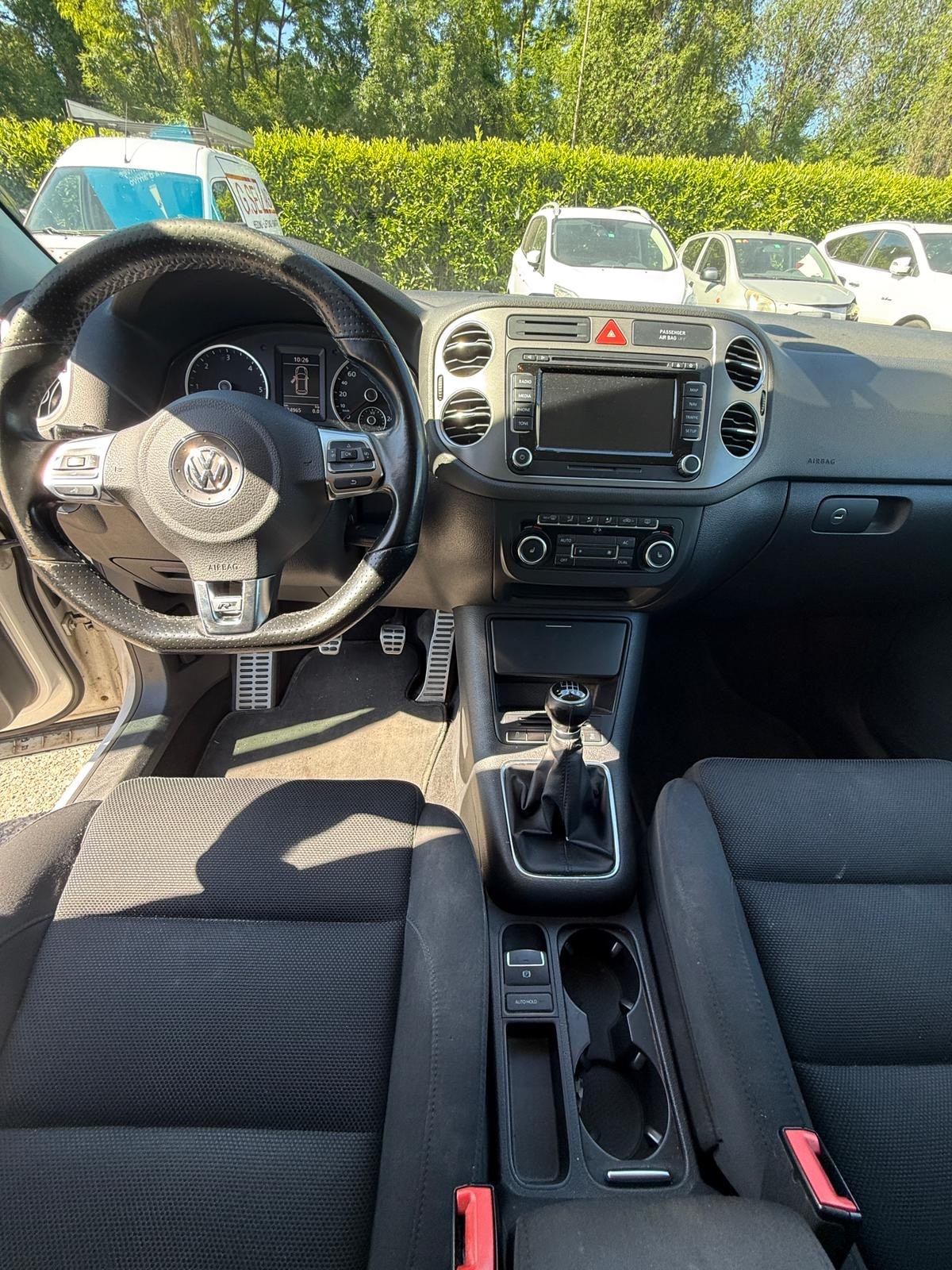 VW Tiguan 2.0 TDI R-Line Sport&Style-image-5