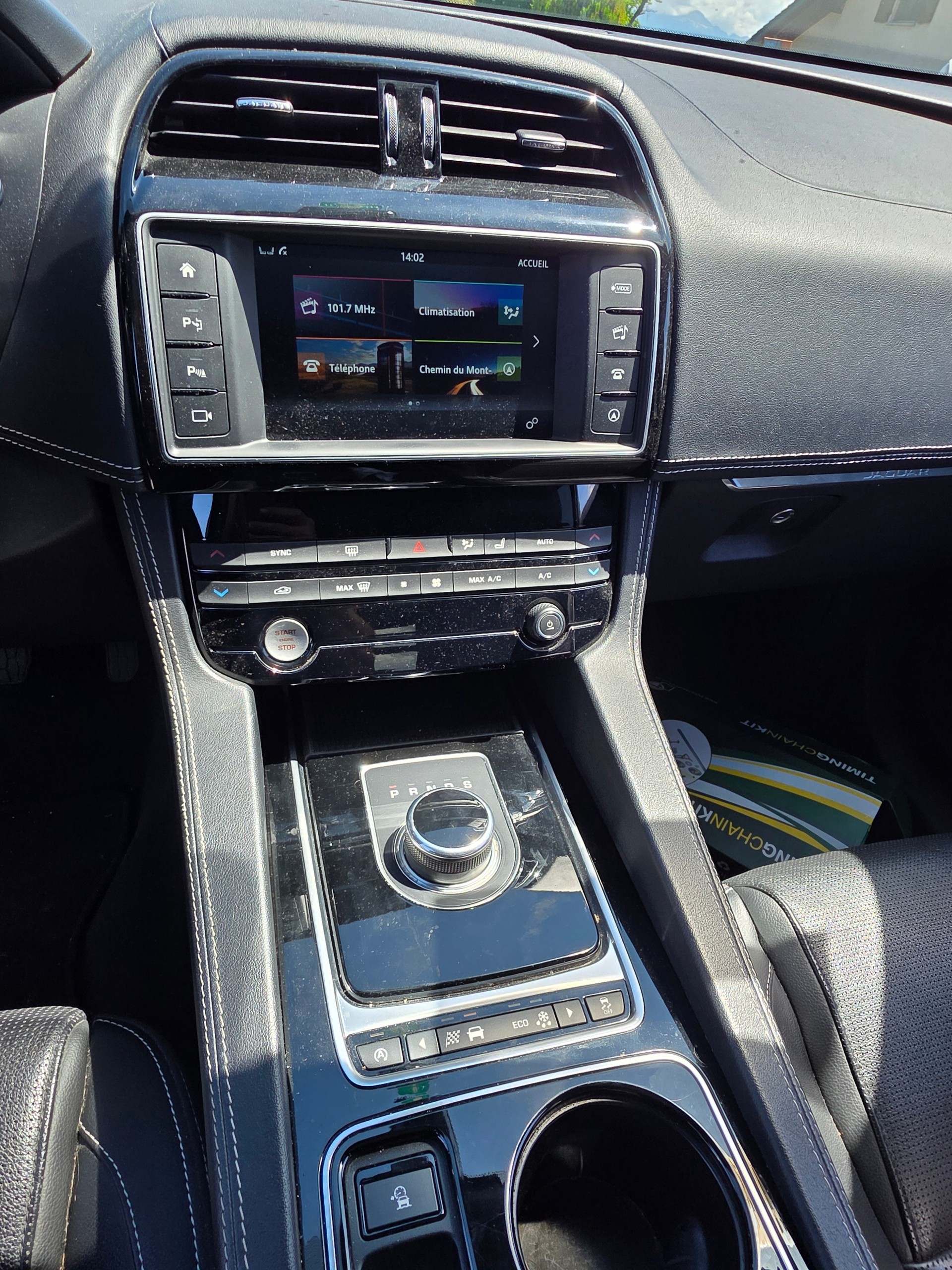 JAGUAR F-Pace 2.0d R-Sport Automatik-image-7